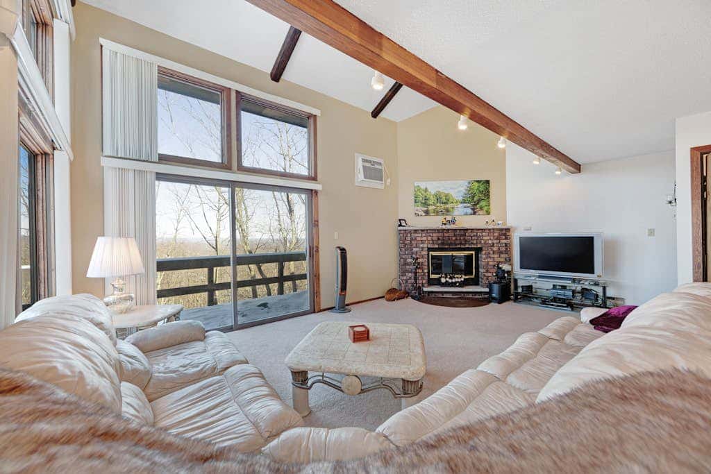 MOUNTAIN VIEW - 3BR Condo - FIREPLACE & Pool