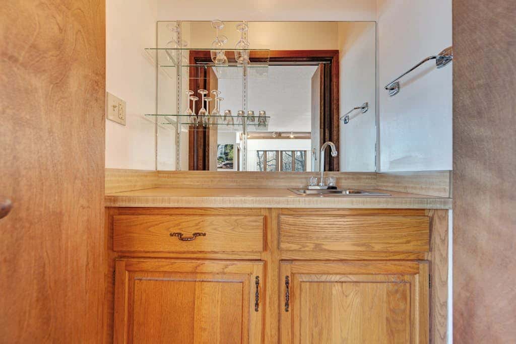 MOUNTAIN VIEW - 3BR Condo - FIREPLACE & Pool