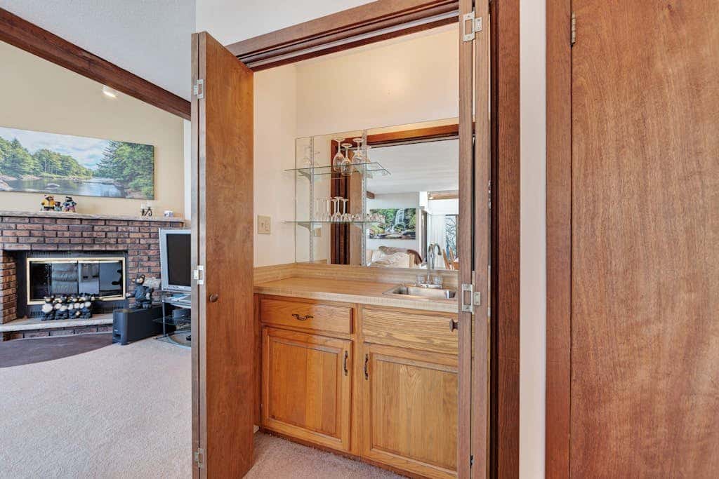 MOUNTAIN VIEW - 3BR Condo - FIREPLACE & Pool