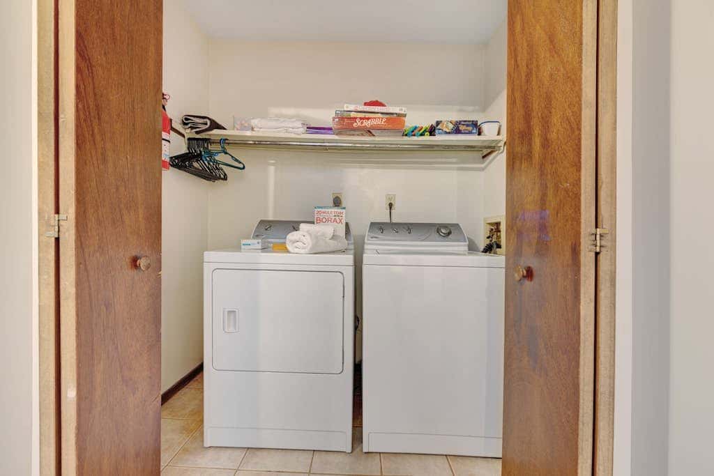 MOUNTAIN VIEW - 3BR Condo - FIREPLACE & Pool