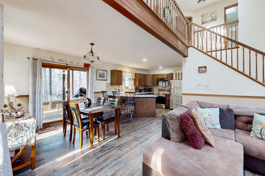 3BR Spacious Dog-Friendly House