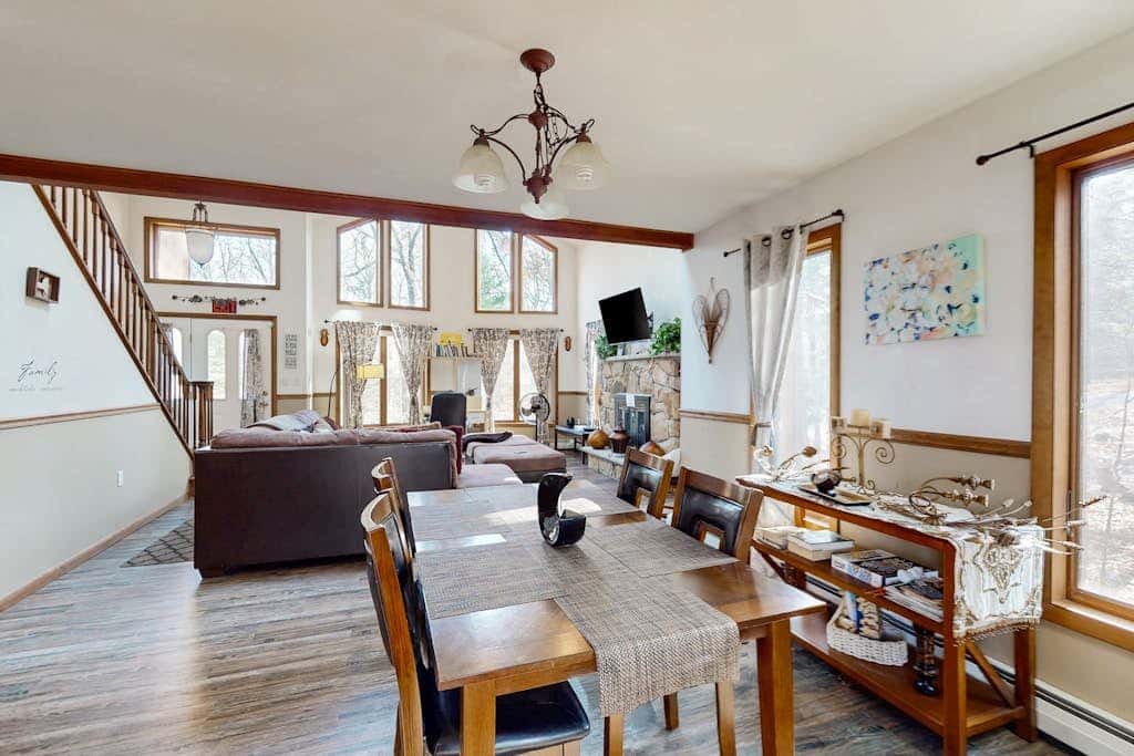 3BR Spacious Dog-Friendly House