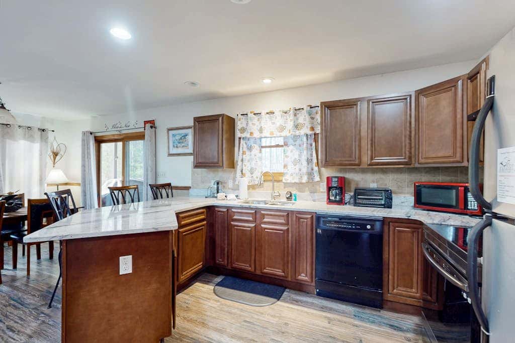 3BR Spacious Dog-Friendly House