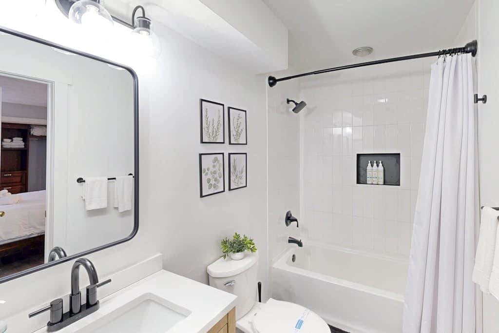 Inviting 2BR Loft - FIREPLACE - Lake Harmony