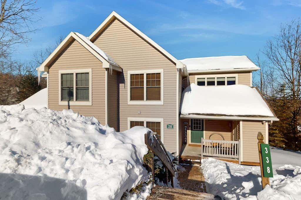 GAME ROOM - 4BR Condo - MTN VIEW - Tannersville