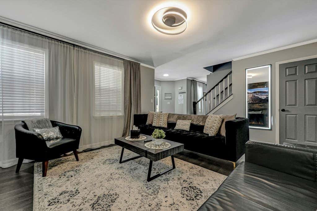 Long Pond Home with Hot Tub, Billiards & Poker