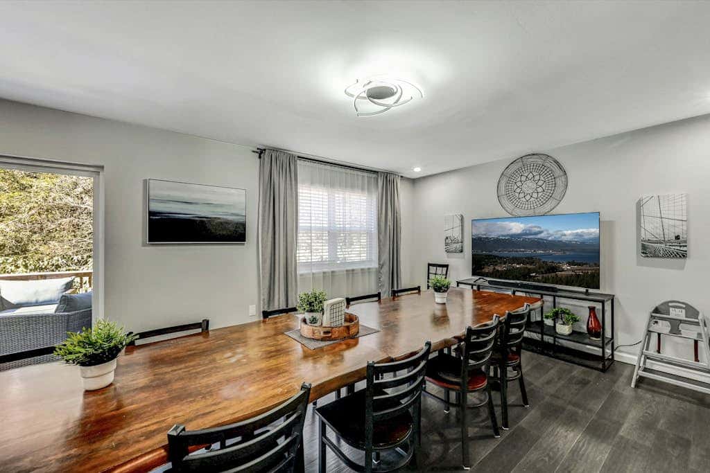 Long Pond Home with Hot Tub, Billiards & Poker