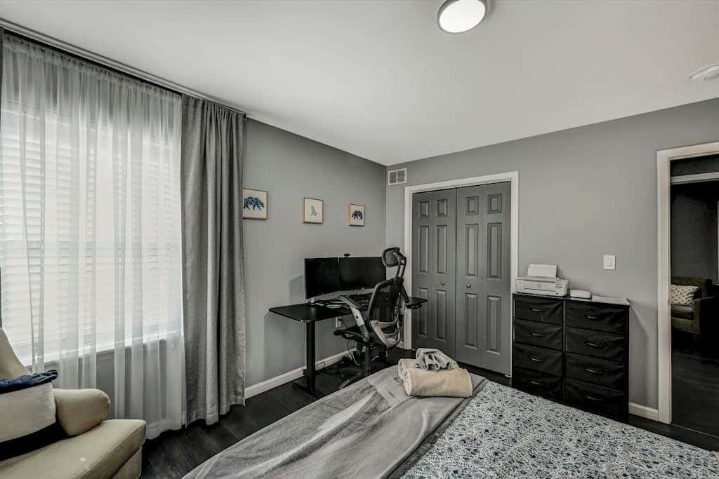 Long Pond Home with Hot Tub, Billiards & Poker