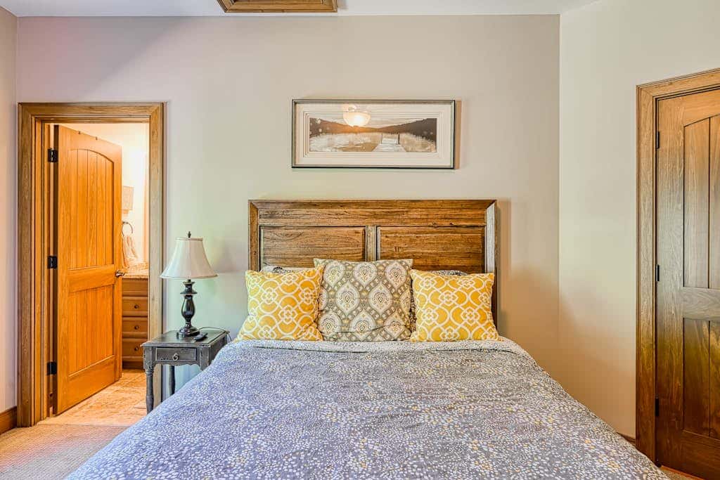 Luxury 4BR Mansion - HOT TUB - Lake View - Oakland