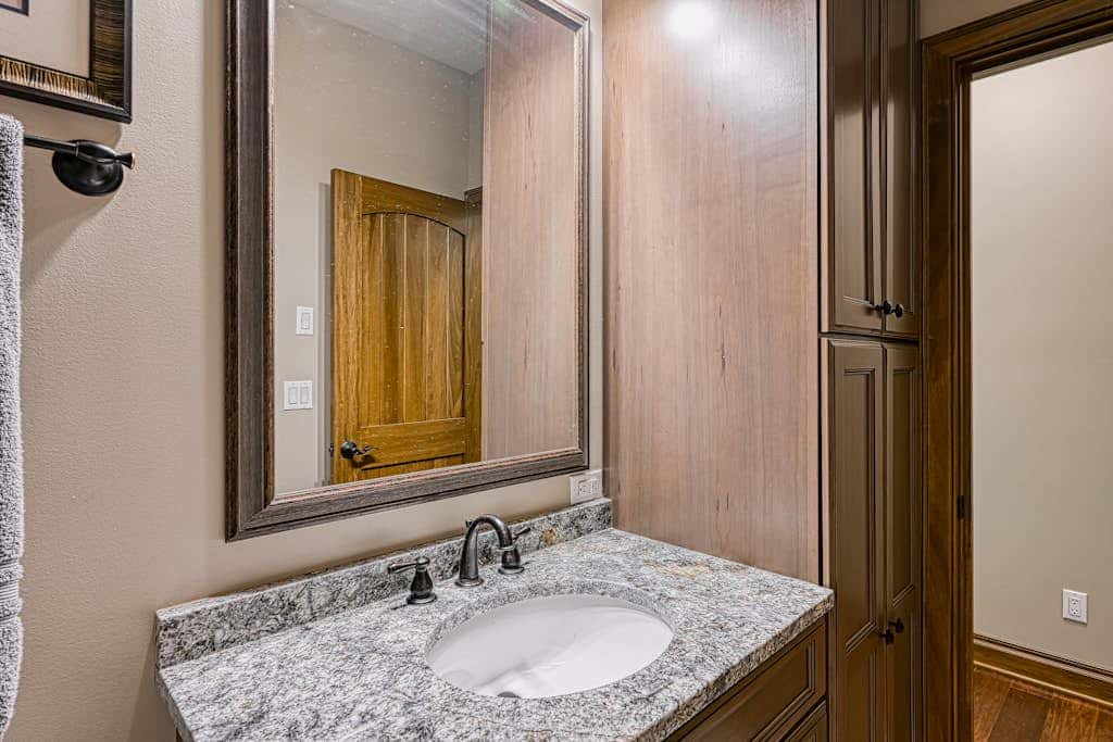 Luxury 4BR Mansion - HOT TUB - Lake View - Oakland