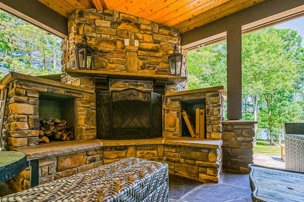 Luxury 4BR Mansion - HOT TUB - Lake View - Oakland
