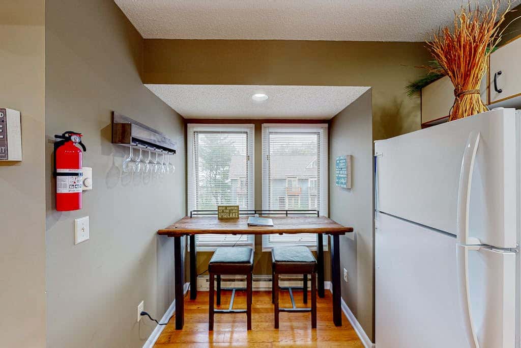 2BR - Slope Access - Fireplace