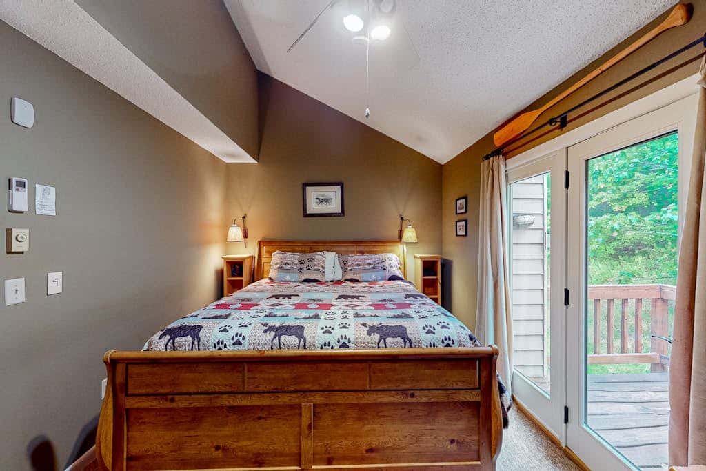2BR - Slope Access - Fireplace