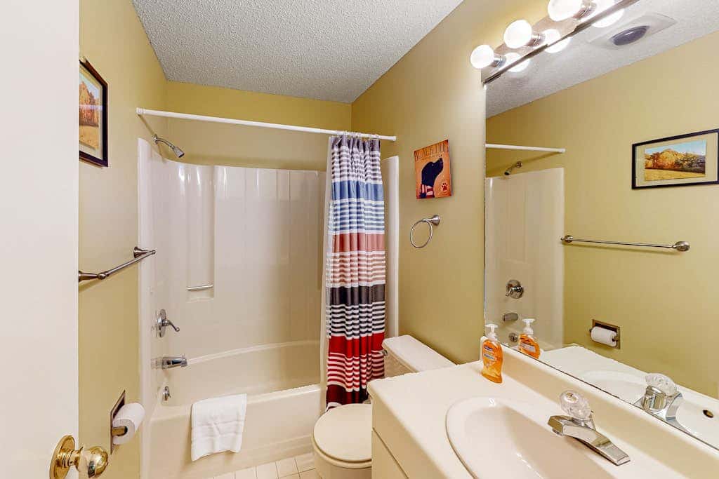 2BR - Slope Access - Fireplace