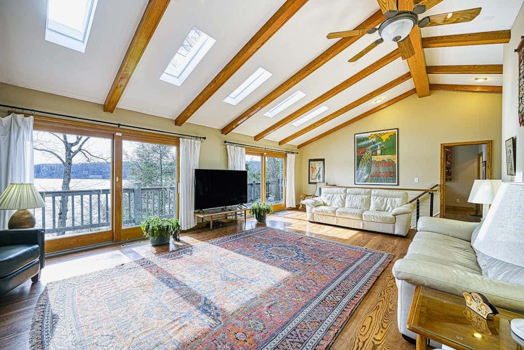Serene 3BR Lodge - THE Lake View - Oakland