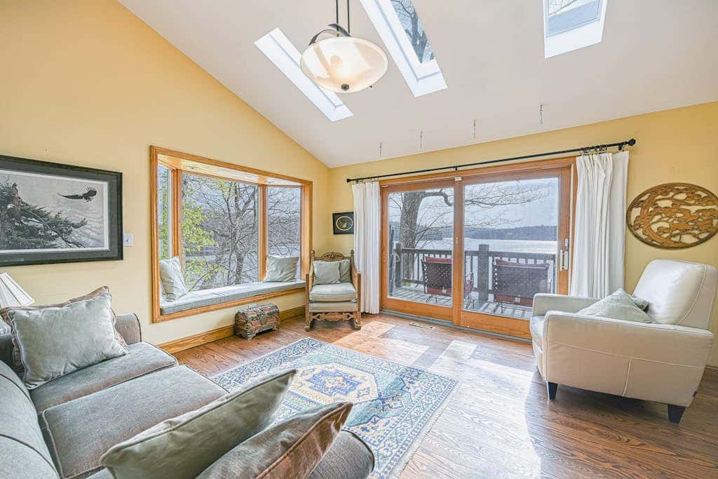 Serene 3BR Lodge - THE Lake View - Oakland