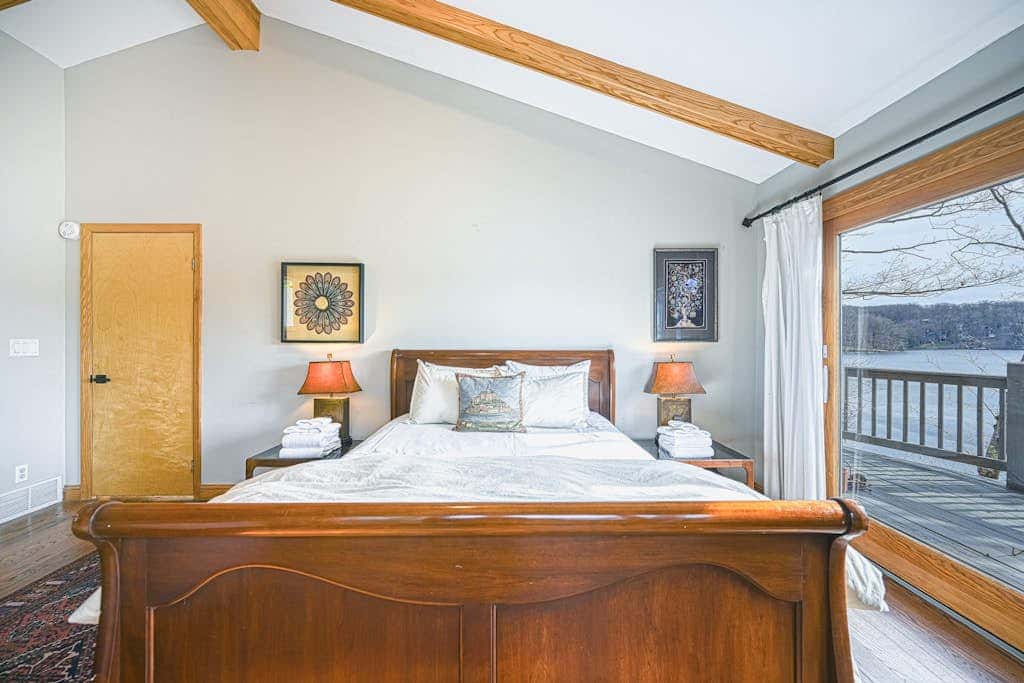 Serene 3BR Lodge - THE Lake View - Oakland