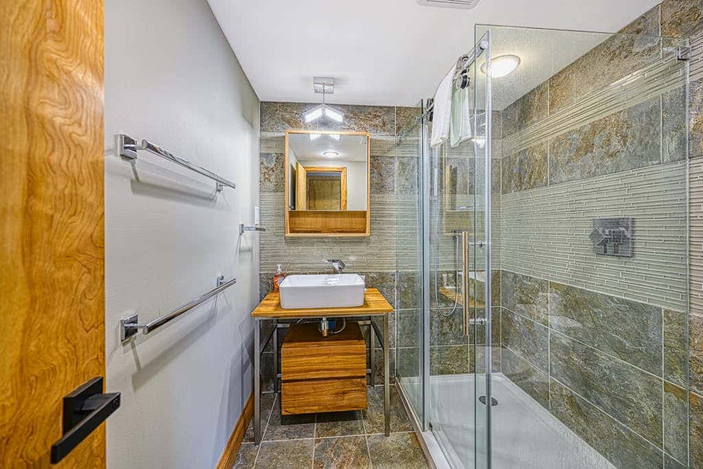 Serene 3BR Lodge - THE Lake View - Oakland