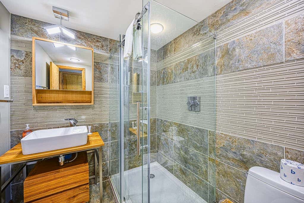 Serene 3BR Lodge - THE Lake View - Oakland