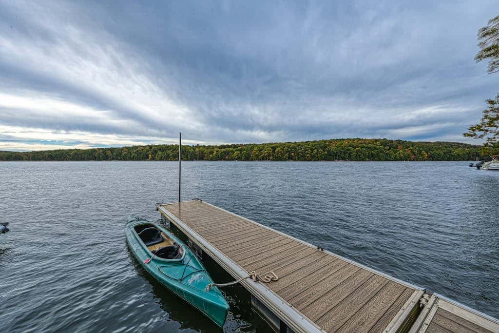 Serene 3BR Lodge - THE Lake View - Oakland