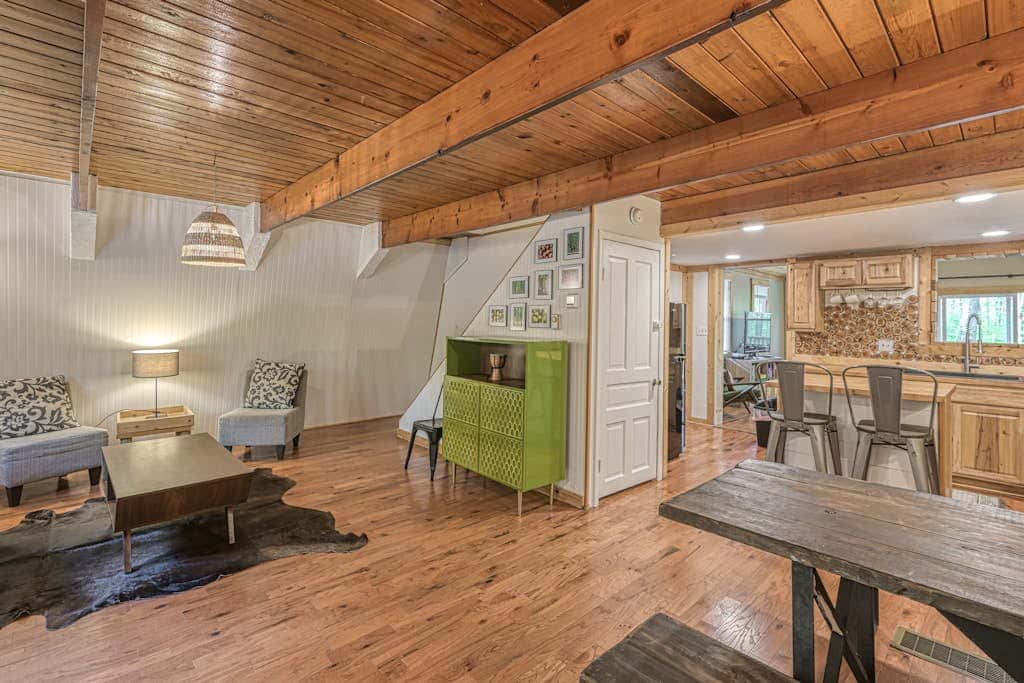 2BR - Forest Cabin - Fire Pit