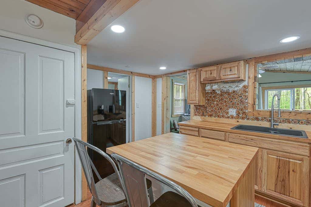 2BR - Forest Cabin - Fire Pit