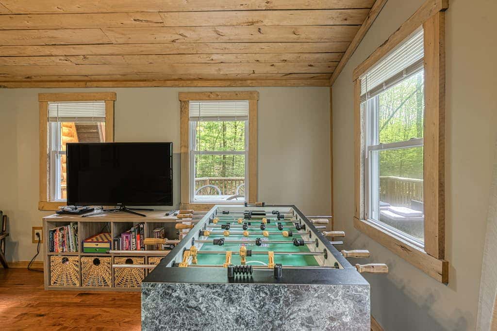 2BR - Forest Cabin - Fire Pit