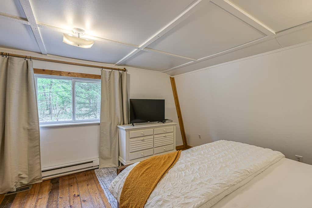 2BR - Forest Cabin - Fire Pit