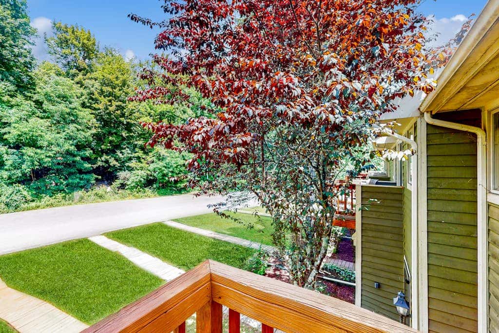 Snug 4BR Townhouse - SKI IN, SKI OUT - McHenry
