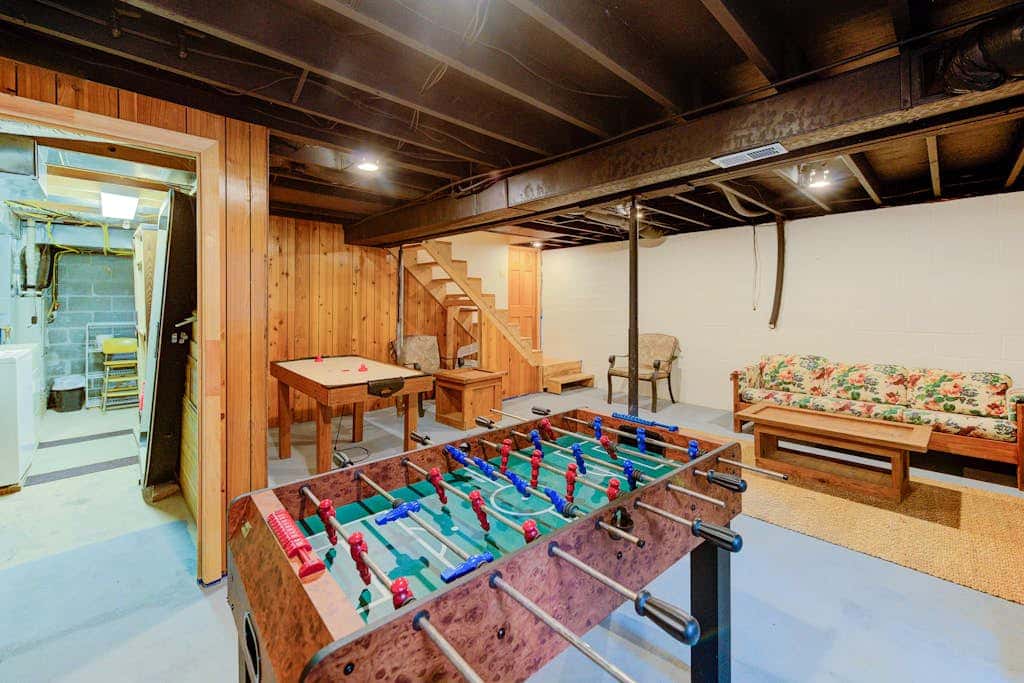 3BR - Cozy Log Cabin - Hot Tub