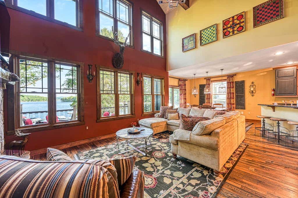 Rustic 3BR Condo - LAKE VIEW - Swanton