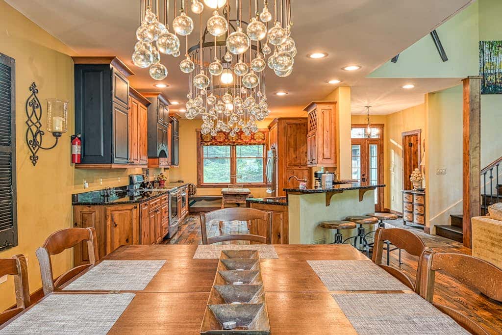 Rustic 3BR Condo - LAKE VIEW - Swanton