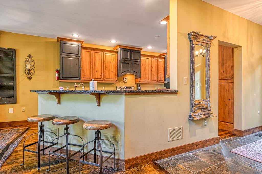 Rustic 3BR Condo - LAKE VIEW - Swanton