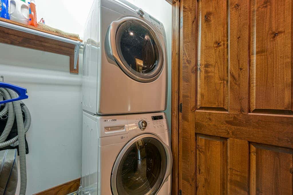 Rustic 3BR Condo - LAKE VIEW - Swanton