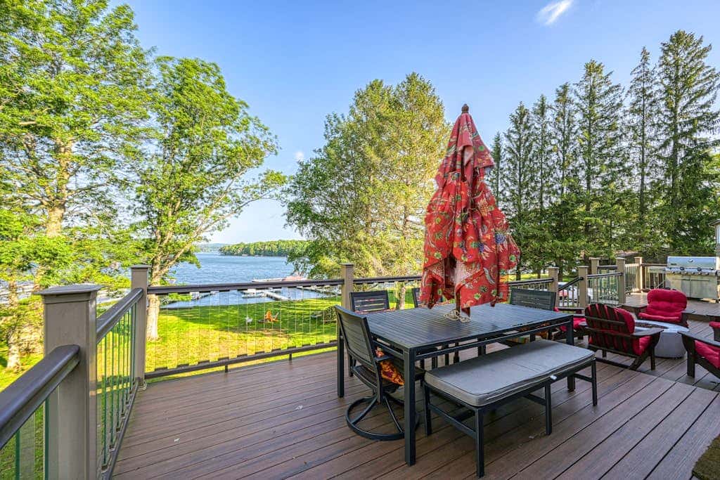 Rustic 3BR Condo - LAKE VIEW - Swanton