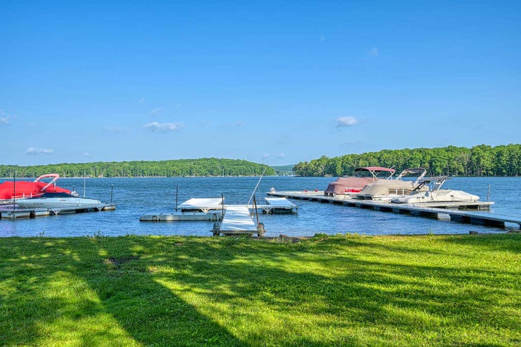 Rustic 3BR Condo - LAKE VIEW - Swanton
