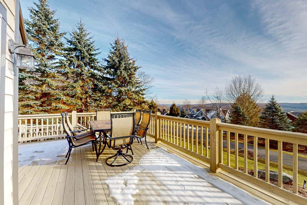 5BR - Chalet - Hot Tub
