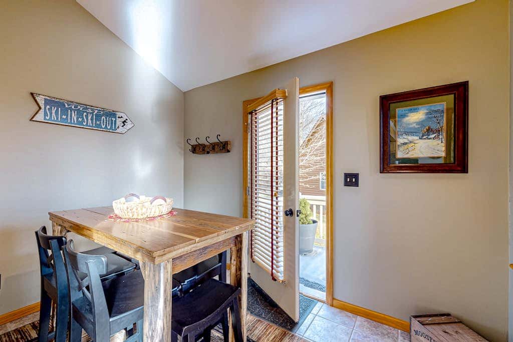 5BR - Chalet - Hot Tub