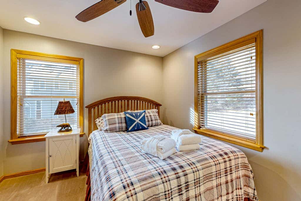 5BR - Chalet - Hot Tub