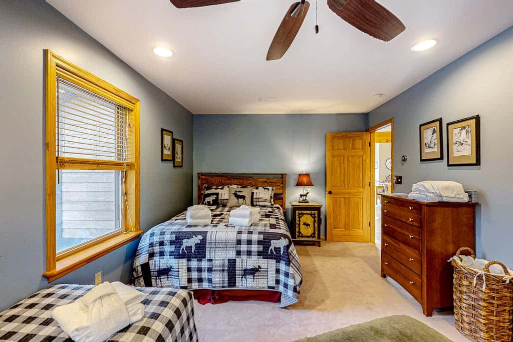 5BR - Chalet - Hot Tub