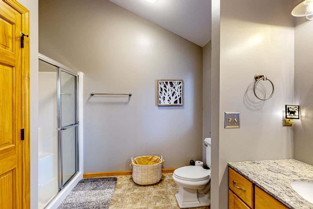 5BR - Chalet - Hot Tub