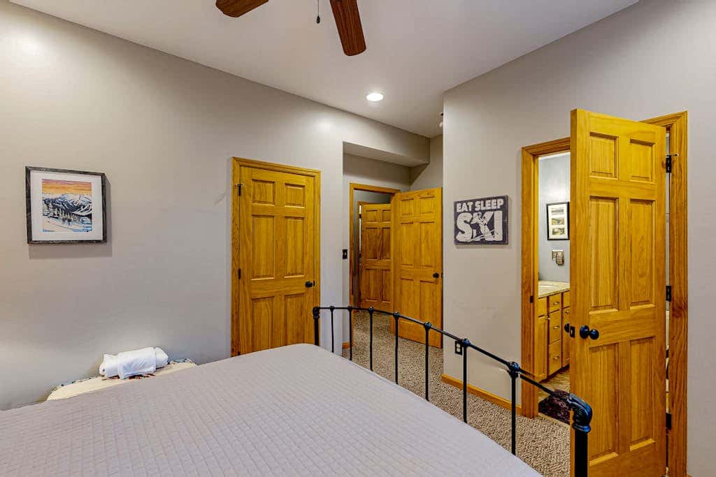 5BR - Chalet - Hot Tub