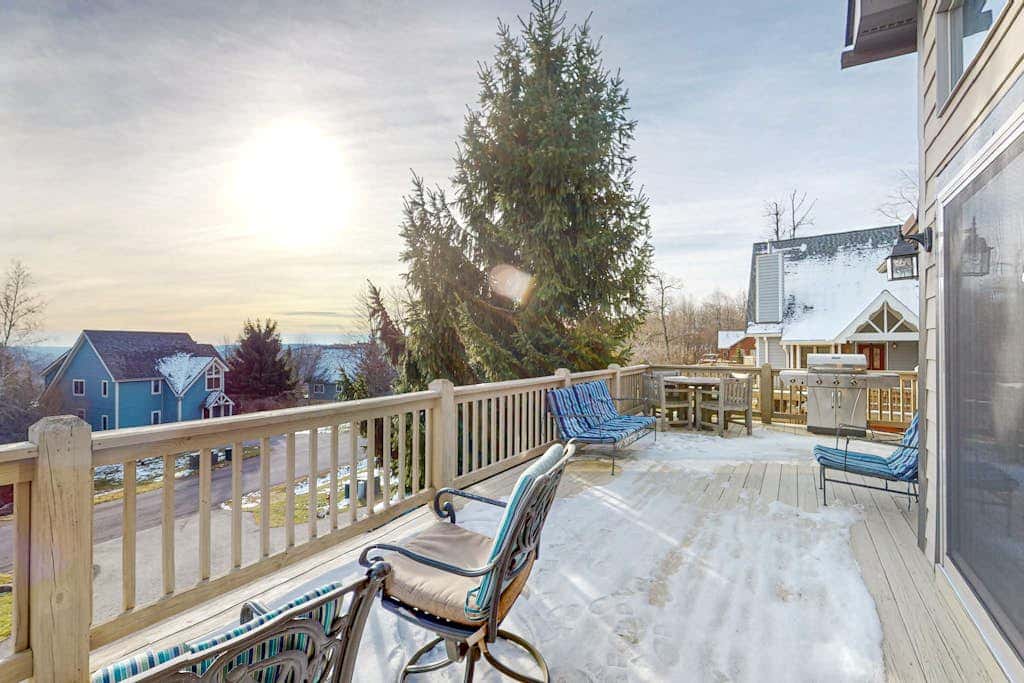 5BR - Chalet - Hot Tub