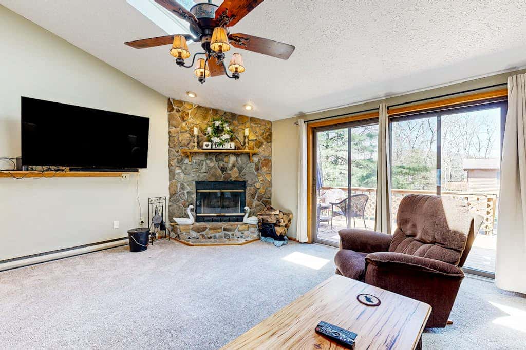 Charming 2BR Townhouse - FIREPLACE - Oakland