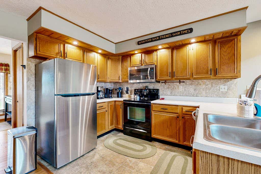Charming 2BR Townhouse - FIREPLACE - Oakland