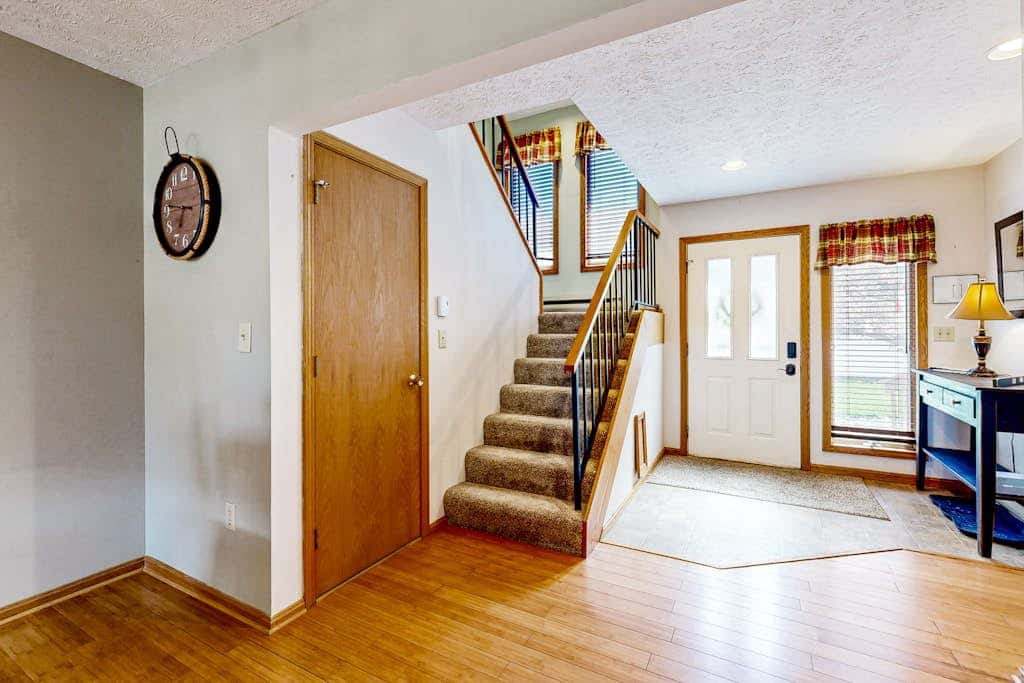 Charming 2BR Townhouse - FIREPLACE - Oakland