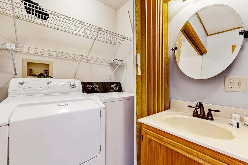 Charming 2BR Townhouse - FIREPLACE - Oakland