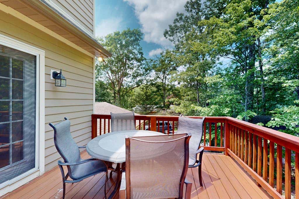 Stylish 4BR Home - LAKE VIEW - Deep Creek Lake