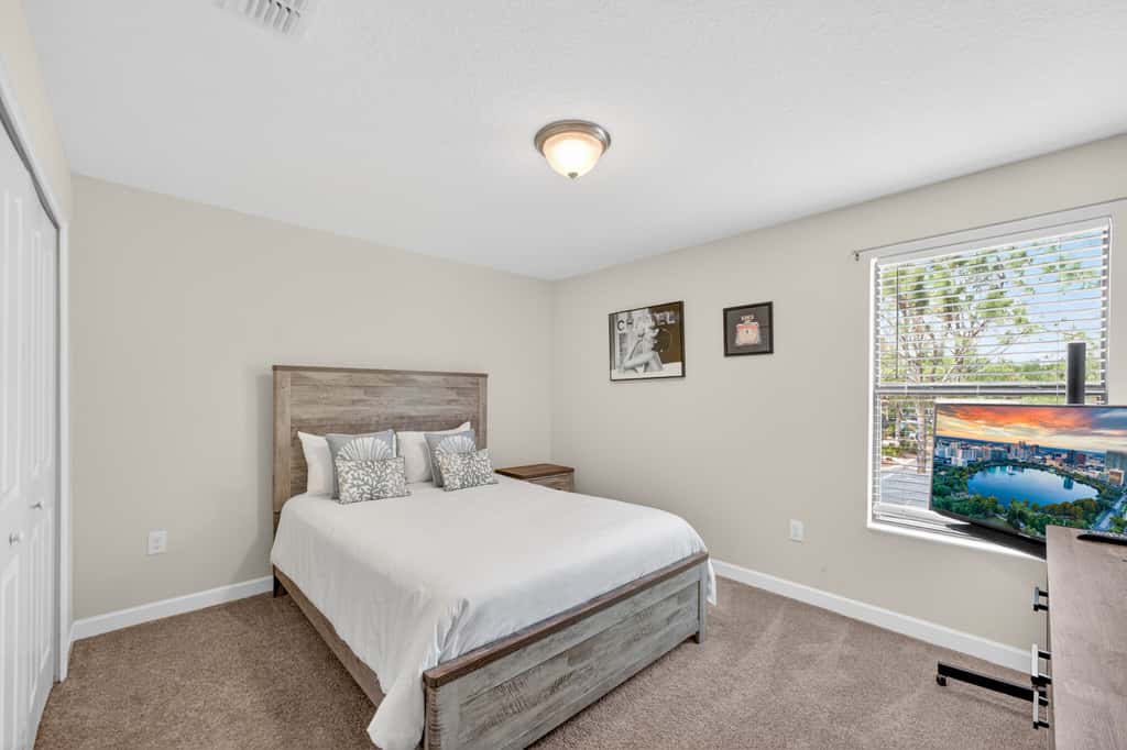 Solterra's Dream Home