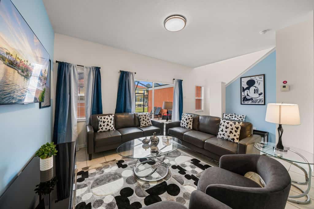 Serene 3BR Encantada Retreat with Private Pool Near Disney